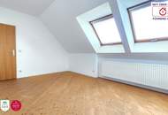 *Wohlfühlterrassenwohnung*- Sonnige Dachgeschoss-Maisonette mit Tiefgaragenplatz