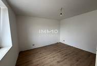 Einfamilienhaus mit Blick über die Dächer von Mistelbach