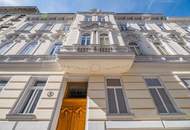 Edles Dachgeschoss-Domizil auf zwei Ebenen im klassischen Altbau mit Grünblick