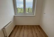 Sehr einladende, großzügige 2-Raum-Wohnung mit Loggia! Im Stadtteil Niedernhart/Spallerhof direkt neben dem Vital- und Einkaufszentrum Muldenstraße!