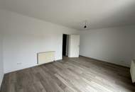 LETZTES JAHR SANIERT: 2-Zimmer-Wohnung + Kabinett mit eigener Terrasse!