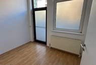 Ruhige Lage, modernes Büro/Praxis mit Autoabstellplätzen in zentraler Lage ! Unbefristet!