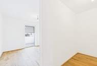 ERSTBEZUG ! Doppelhaus mit großer Doppelgarage