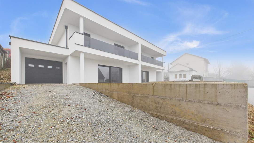 Erstbezug Eigentumswohnung (Doppelhaus) mit Pool "Schlüsselfertig"