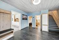 Modernisiertes Einfamilienhaus mit großzügigem Grundstück und Ausbaupotenzial