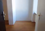 3 Zimmer Altbauwohnung hofseitig unbefristet