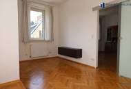 Geräumiges Mehrfamilienhaus in TOP Lage, 9 Zimmer, Garten, Balkon und Garage