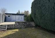 UFERPARZELLE mit renoviertem Badehäuschen und eigenem Badesteg auf Pachtgrund - zu verkaufen