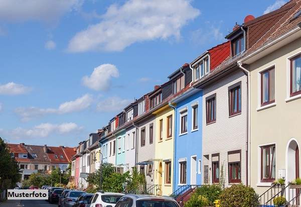 Neuwertiges Einfamilien-Reihenhaus mit Gartenanteil und durchdachter Raumaufteilung
