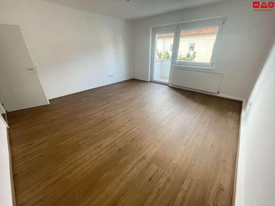 3 Zimmer-Wohnung mit südseitigem Balkon!