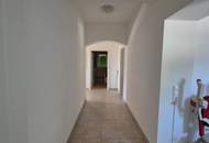 ZWEIFAMILIENHAUS IN ERHÖHTER GRÜNRUHELAGE MIT AUSBLICK