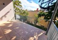 Wohnen auf einem neuen Level! Hochwertig sanierter Altbau mit 4,5 Zimmern, Sonnenbalkon und klimafreundlicher Erdwärme! Viel Privatsphäre + Viel Raum + Viel Grün!