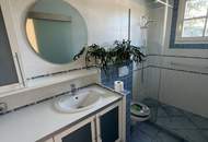 Brunn am Gebirge! Eigenes Bürohaus mit ca. 67 m² gesucht? Helle Bürofläche mit Terrasse nahe Schnellbahn Brunn!