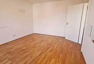 KETTENBRÜCKENGASSE, U4-Nähe, 62 m2 Dachgeschoß, 2 Zimmer, Küche, Wannenbad, Parketten, Naschmarkt-Nähe