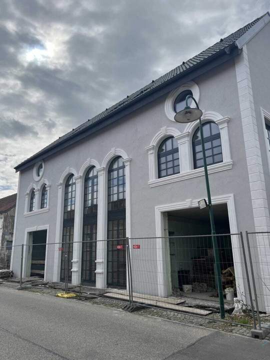 LUXUSVILLA ERSTBEZUG Großriedenthal bei Tulln/ Belagsfertig