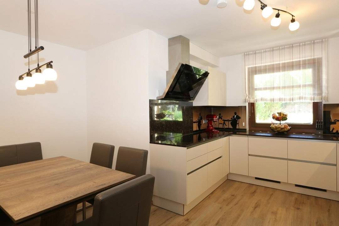 Moderne 4-Zi-EG-Wohnung in Villach mit Loggia, TG und AP & Einbauküche