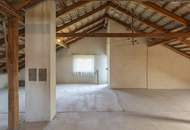 Wasserstraße - renovierungsbedürftiges Einfamilienhaus mit Garage