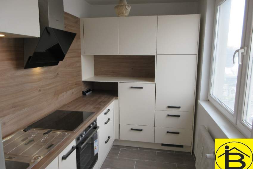 Unbefristeter Erstbezug nach Generalsanierung mit Balkon, Wohnung-miete, 650,00,€, 3100 Sankt Pölten(Stadt)