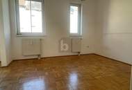 HELLER WOHNHIT MIT LOGGIA