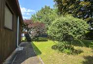 Traumhaftes Grundstück in Eggendorf : gepflegtes Gartenhaus : KFZ Abstellplatz