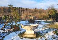 GROSSZÜGIGES EINFAMILIENHAUS MIT TRAUMHAFTEM GARTEN