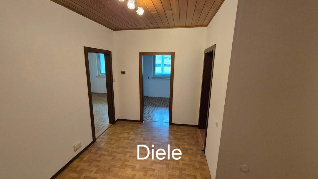 Komplett renovierte 2-Zimmer-Wohnung mit Loggia in Mürzzuschlag (Provisionsfrei)