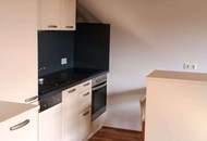 Hell, grün, ruhig und uneinsehbar + Tiefgaragenplatz = Perfekt!!