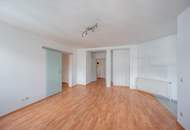 ++AIRBNB++ 2.5-Room Modern Apartment with Great Potential – Short-Term Rentals Permitted (per WEV)!