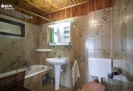 Gemütlicher Ferienbungalow mit feinen Details - 51m² plus überdachte Terrasse, Carport und gepflegtem Garten!