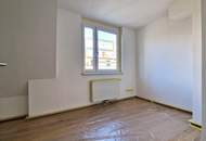 ERSTBEZUG nach Sanierung: 4-Zimmer DG-Terrassenwohnung - Grenze 9.Bezirk - U6 Nähe!!