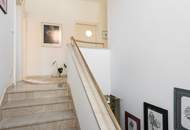 RESIDIEREN BEIM ROTEN BERG II GARAGE II SAUNA II NEUE PV-ANLAGE II 6 ZIMMER II 4 BÄDER II 54m² WOHNZIMMER MIT KAMIN II 2 TERRASSEN II BALKON II GARTEN II GROSSER KELLER