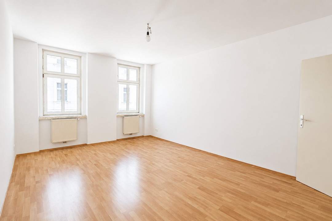 geräumige 1-Zimmer Wohnung in ruhiger Lage