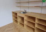 Unbefristete Miete: 2-Zimmer-Altbau mit kleinem Balkon