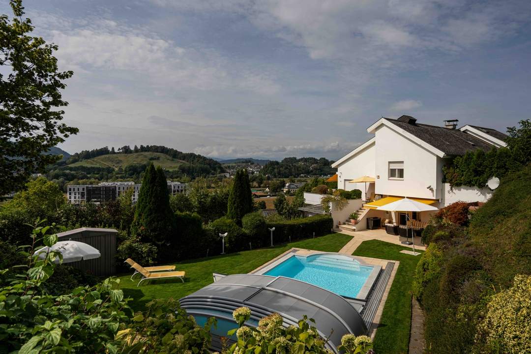 Einzigartige Penthouse- Maisonettewohnung mit Pool und Garten in Klagenfurt!