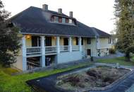 Charmantes Wohnhaus mit Arkadenterrasse, Pool und großem Grundstück in Deutsch Ehrensdorf