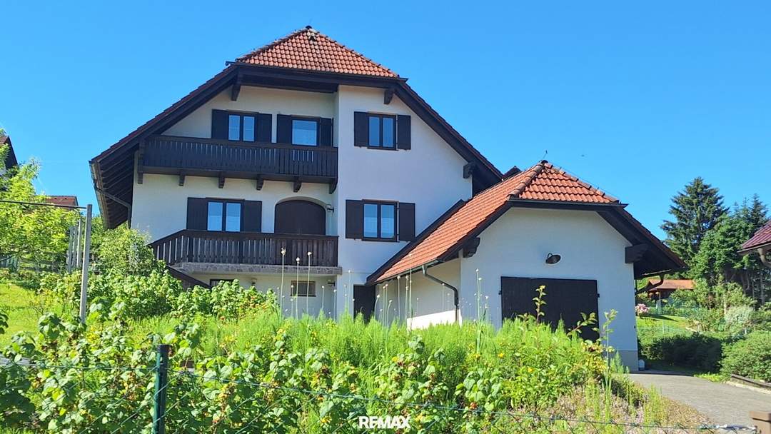 „Wohnen mit Weitblick – Stilvolles Familienhaus in traumhafter Aussichtslage von Eibiswald“