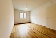 ++ WOHNJUWEL ++ DREI Zimmer WOHNUNG mit BALKON &amp; KÜCHE