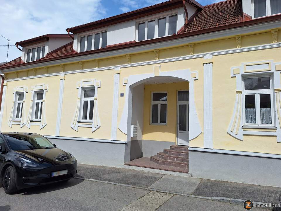 Mehrparteienhaus mit 4 Wohneinheiten und schönem Garten!