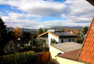 GEDIEGENES HAUS MIT ZWEI WOHNEINHEITEN UND GROSSEM GARTEN!