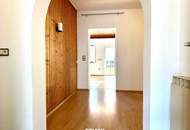 Helle und großzügige Mietwohnung mit zusätzlichem, ca. 100 m² großem, ausgebautem Kellerbereich