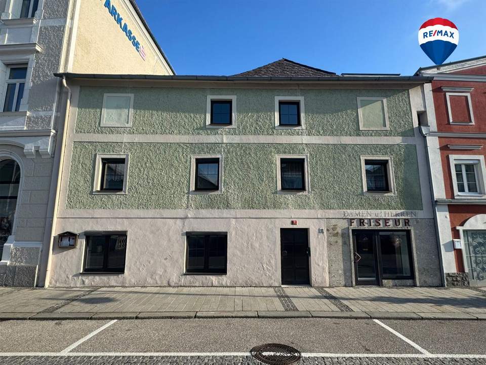 >>> KAUFANBOT LIEGT VOR !!! <<< Stadtplatz 2 - Haus mit großem Garten und Entwicklungspotential