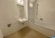 Zweizimmerwohnung mit Loggia!