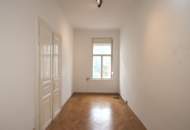Großzügige lichtdurchflutete 5-Zimmer-Altbauwohnung in der Merangasse
