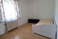 Großzügiges ökologisches Einfamilienhaus in Wiener Neustadt mit Pool, Balkon und viel Ausbaupotential!