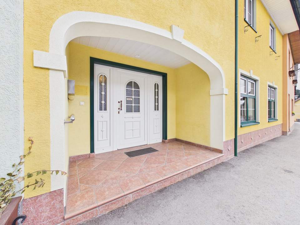 Stillvolles Stadthaus m. Wintergarten, Kachelofen & vielseitigem Nutzungspotential i. Metnitz