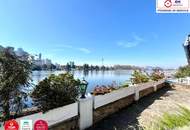 Donau-Juwel direkt am Wasser mit privatem Bootsanlegeplatz