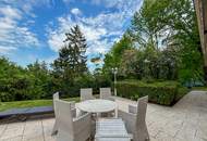 Exklusive Bauhaus-Villa mit Parkgarten & Pool am Waldrand
