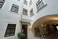 Exklusives Dachgeschoß-Juwel in der Bäckerstraße