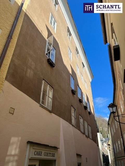 ERSTBEZUG! Kernsanierte Festspielwohnung mit Balkon in bester Lage! Ihr perfektes Stadtjuwel!
