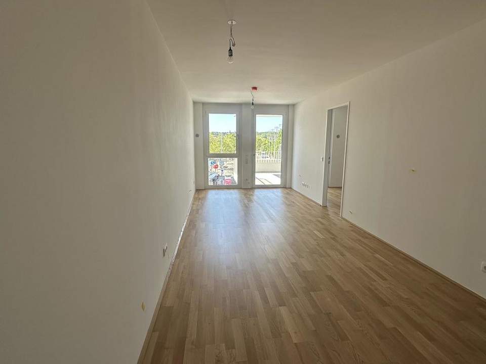 ZU HAUSE DIREKT AN DER U3